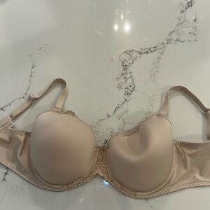 Wacoal nude nursing bra 36ddd gently used great condition